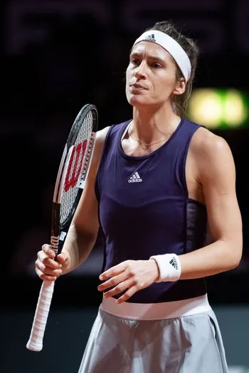 "Andrea Petkovic opina sobre las posibles acciones de otros jugadores si Jannik Sinner no hubiera sido suspendido del tenis"