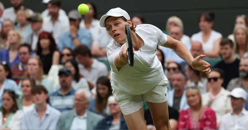 Jannik Sinner hace historia en el tenis tras lograr un impresionante hito en la final de la Copa Davis