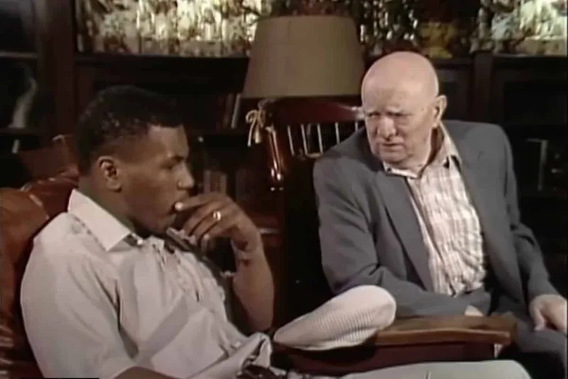 El legado de Cus D'Amato resuena en el nuevo entrenador de Mike Tyson, Billy White