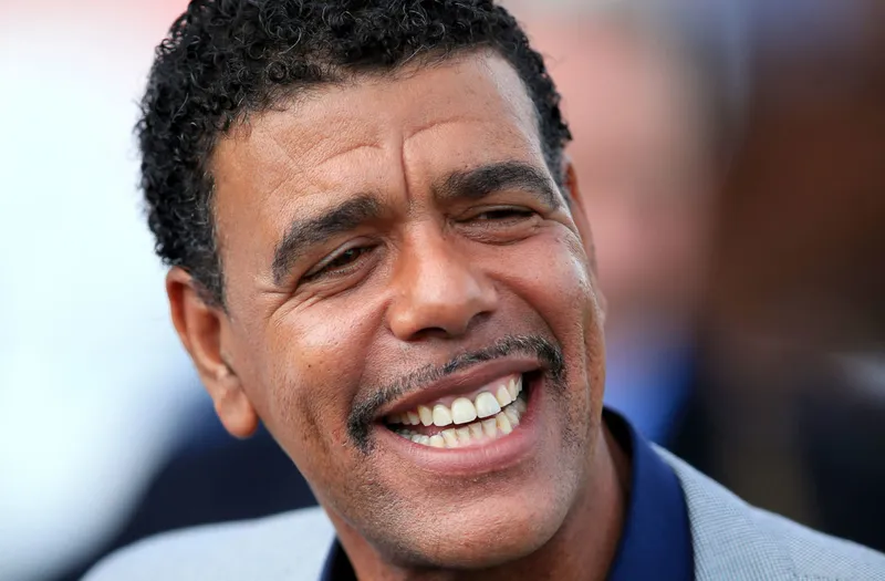 ¿Qué le pasó a Chris Kamara? 'Kammy' regresa a la cobertura de la Premier League en Amazon Prime