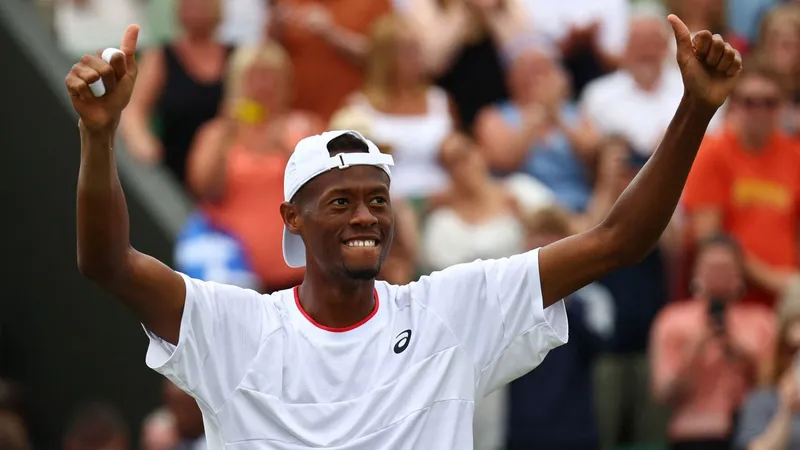 Leyenda de la WTA Elogia el Gesto Compasivo de Chris Eubanks hacia Jakub Mensik en Medio del Drama por Doping en las Finales Next Gen