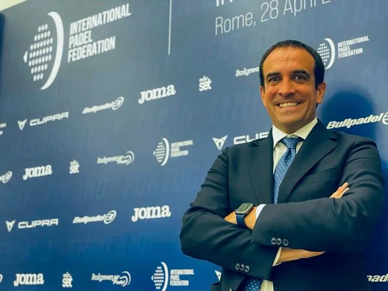 Luigi Carraro, reelegido presidente de la Federación Internacional de Padel