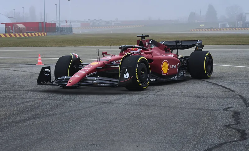 F1 75 en el O2 Arena: un regreso emocionante tras el desaire de Hamilton en Londres