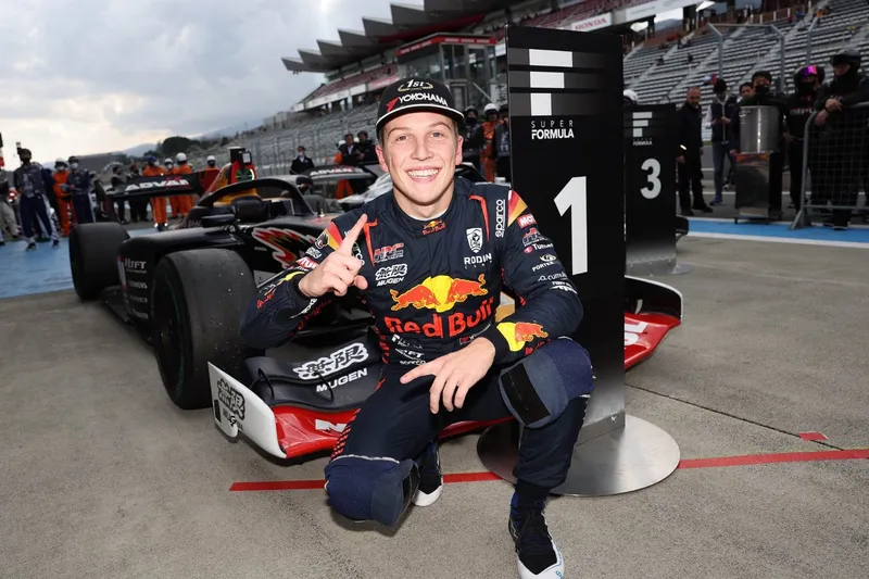 Lawson rompe récord de Red Bull con su ascenso a la F1