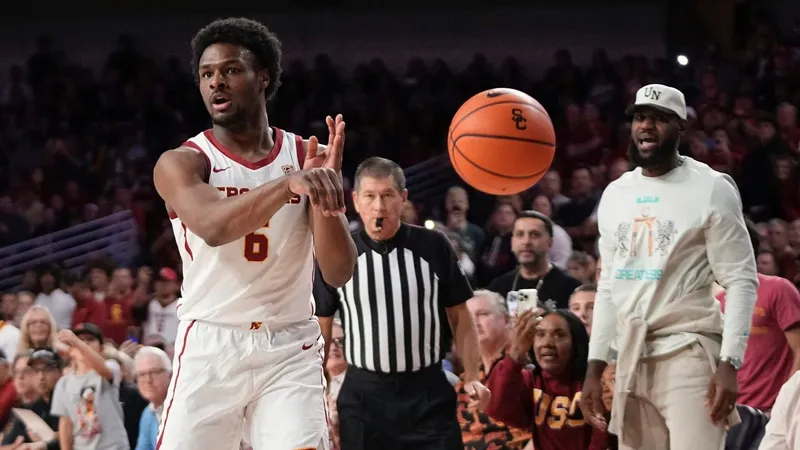 Bronny James debuta con los Lakers junto a su legendario padre, pero ahora deberá forjar su propio camino