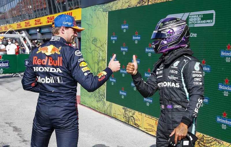 Max Verstappen y Lewis Hamilton acusan de que la F1 se ha vuelto 'más peligrosa'