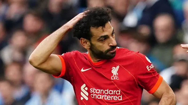 Contrato de Mohamed Salah: Jamie Carragher critica al delantero del Liverpool por sus comentarios 'egoístas'