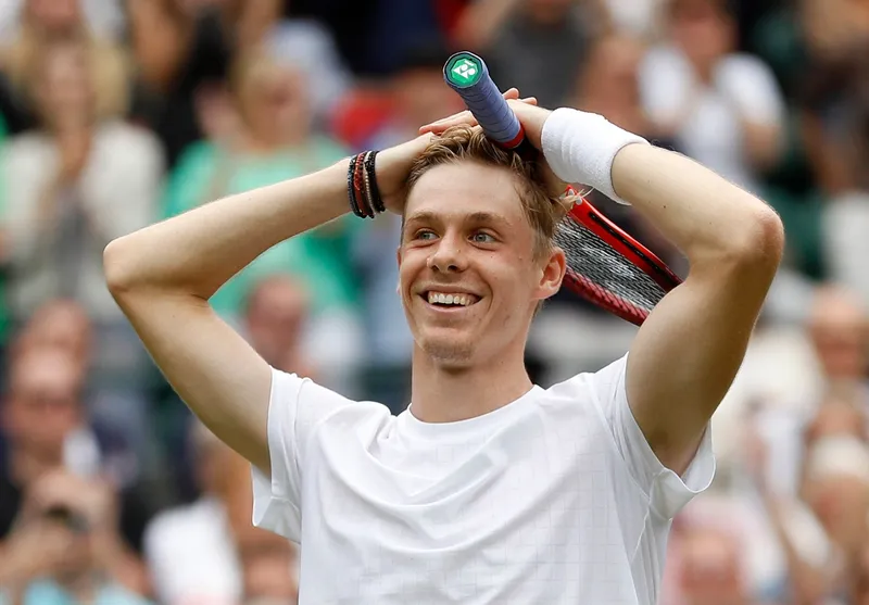 Denis Shapovalov aclara sus comentarios sobre Jannik Sinner tras la fuerte reacción de los aficionados italianos