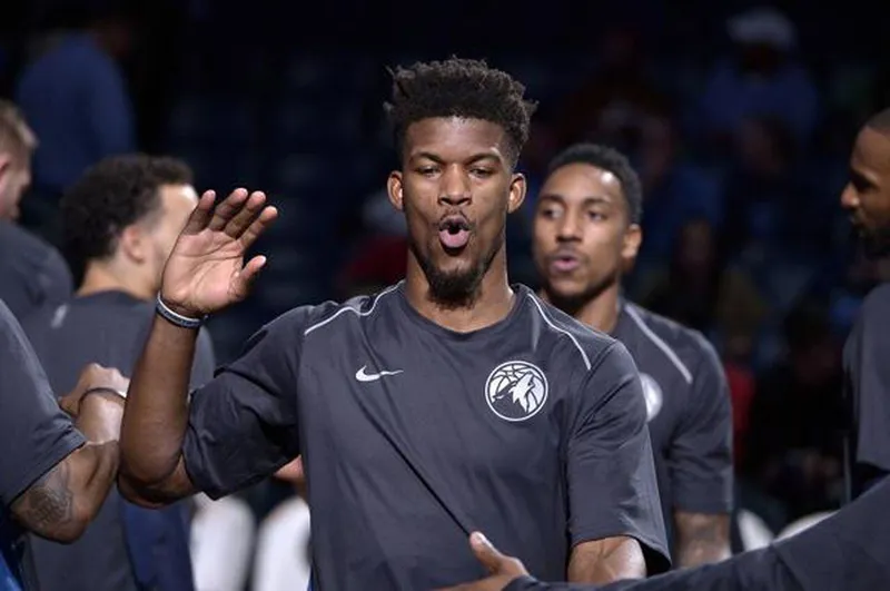 Rumores de traspaso de Jimmy Butler se reavivan tras sus comentarios postpartido