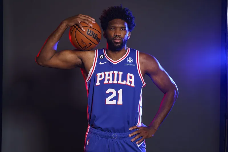 Actualización sobre la lesión de Joel Embiid: los 76ers establecen un cronograma tras la fractura de seno del pívot en su último contratiempo