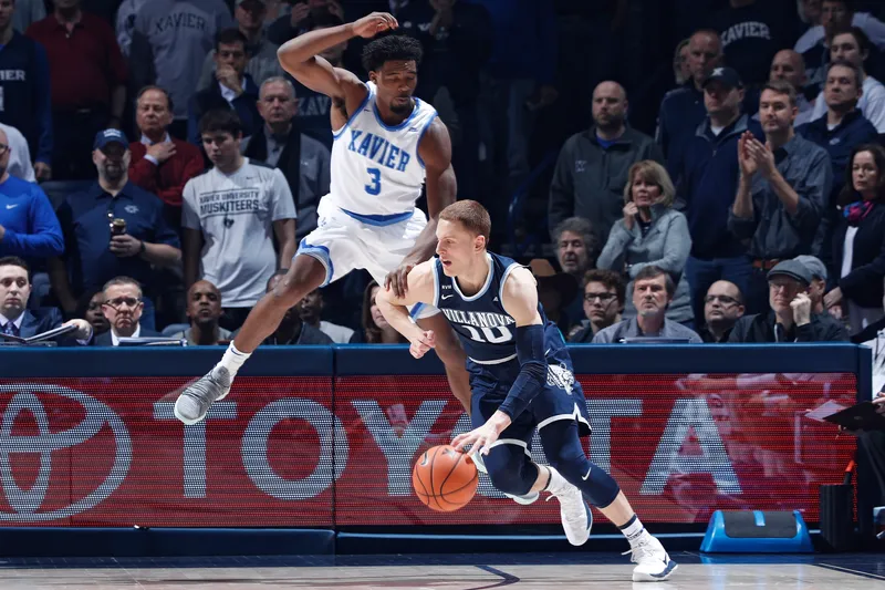 Donte DiVincenzo de los Wolves sufre esguince en el dedo del pie izquierdo y estará fuera indefinidamente