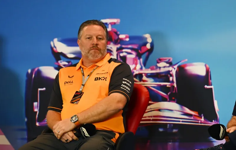 El jefe de McLaren emite un comunicado sobre el sorprendente cambio a Red Bull