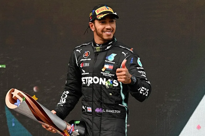 El campeón de F1 advierte a Hamilton sobre un 'gran problema' en Ferrari: 'Él tiene que hablar'