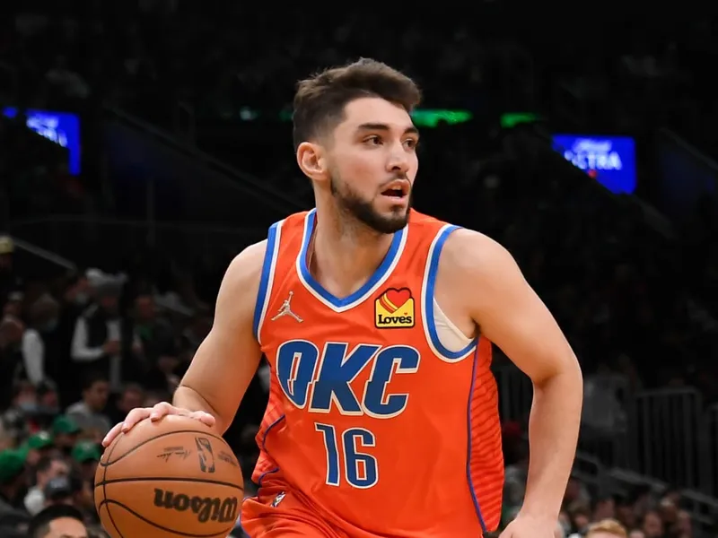 Ty Jerome: El Impresionante Impulso de los Cavaliers en Llamarada Roja