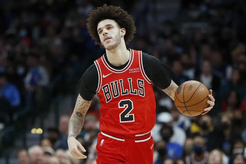 Actualización sobre la lesión de Lonzo Ball: El base de los Bulls regresará esta semana tras una pausa por problemas en la muñeca, según informes