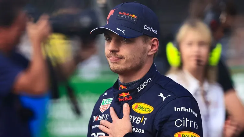 Verstappen lanza un duro 'sick' tras conocer el lanzamiento del F1 75