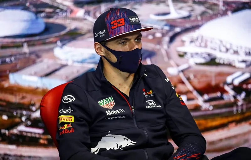 Max Verstappen revela por qué no se unió a Mercedes en medio de la saga de Red Bull