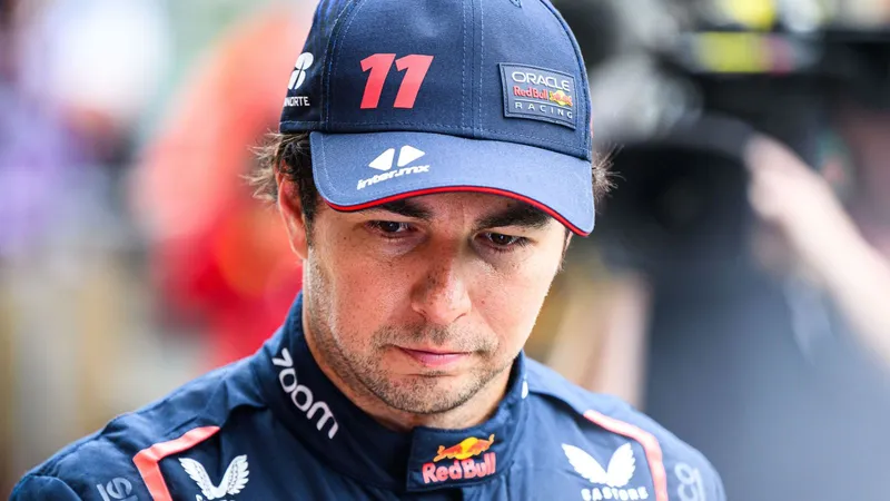 Sergio Pérez se queda sin pista: Red Bull confirma su salida