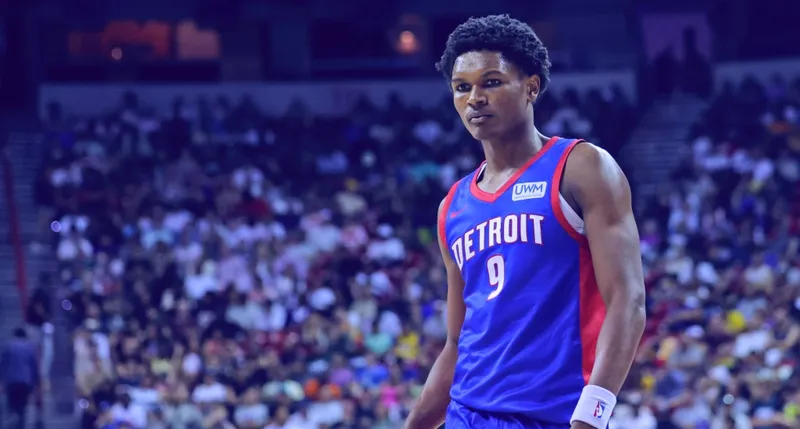 ¡Gran noticia para los aficionados! Ausar Thompson de los Pistons regresa tras 8 meses de ausencia por un coágulo