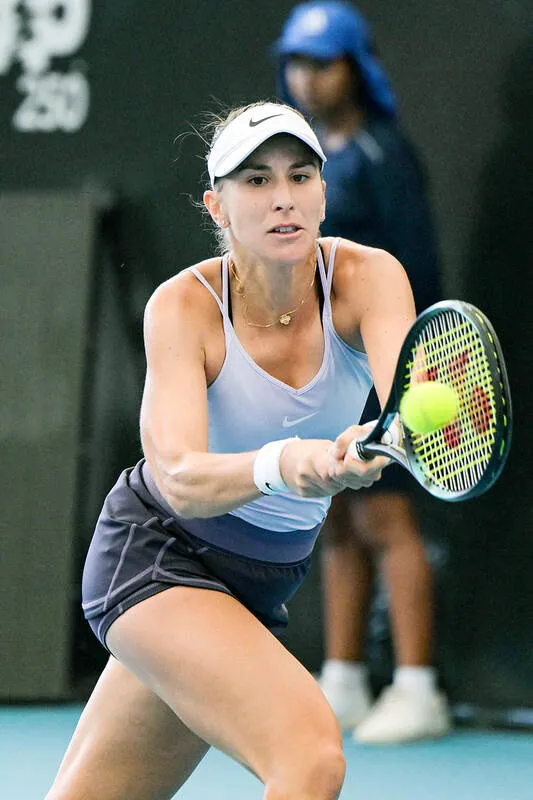 Belinda Bencic se Prepara para su Regreso: Un Récord Único que Ni Serena Williams Pudo Alcanzar