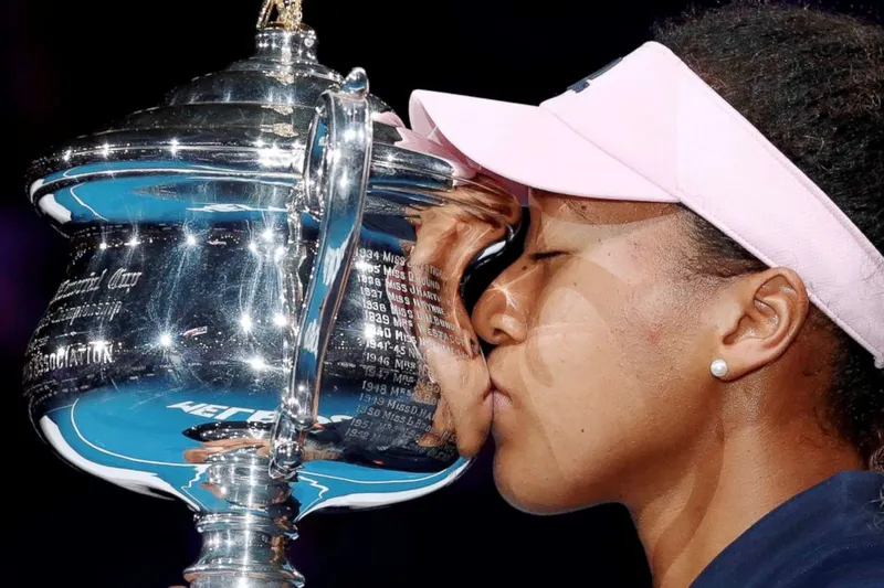 La Valiente Postura de Naomi Osaka sobre los Atletas con Voz: Un Reconocimiento Claro al Activismo Fuera de la Cancha de Coco Gauff