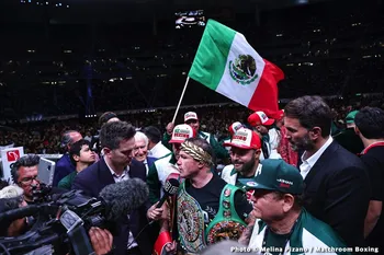 Hearn Apoya el Combate Canelo vs. Paul: Un Lucrativo Enfrentamiento para el Cinco de Mayo