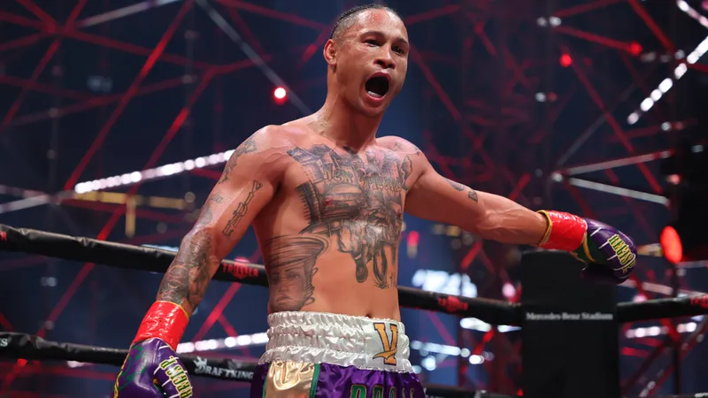 Prograis y Catterall se enfrentan este sábado en DAZN: ¡una noche de boxeo imperdible!