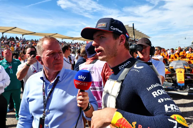 Brundle defiende la imparcialidad del periodismo británico ante las críticas de Verstappen