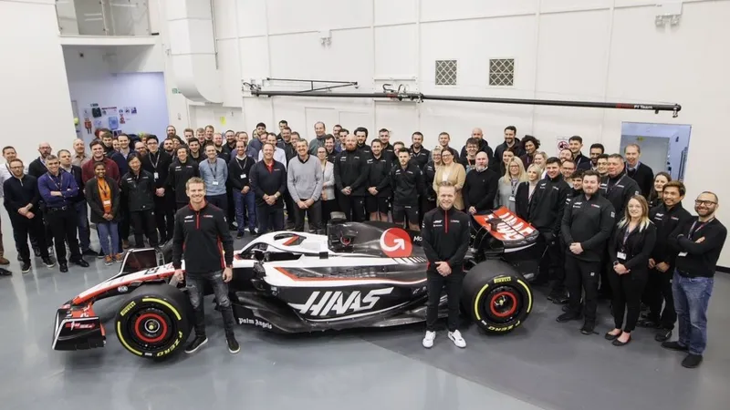 Haas revela cuándo debutará su monoplaza para 2025 en la pista