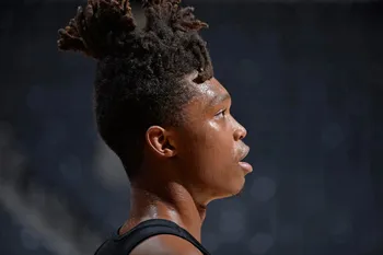 "Lonnie Walker IV Regresa a la NBA con los Sixers Tras Su Salida de Zalgiris en la EuroLeague"