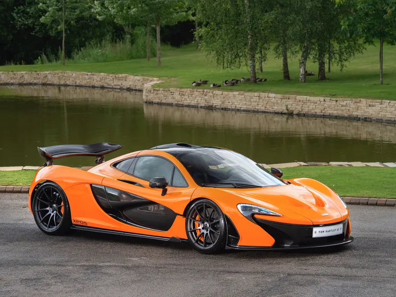 Estrella de McLaren asume nuevo volante en cambio post-temporada