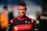 "Ex piloto de F1 apoya a su hermano para continuar el 'negocio familiar' con nuevo contrato"