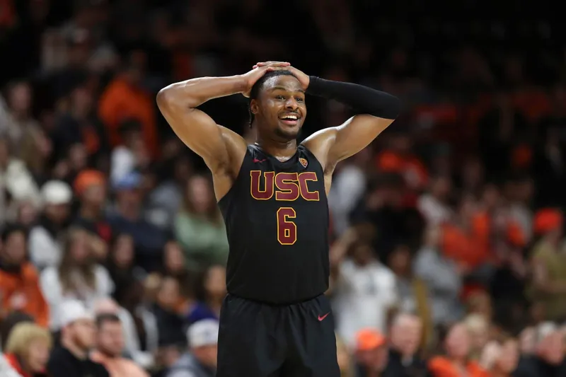 Bronny James logra su mejor marca personal en la victoria del equipo afiliado de los Lakers en la G League