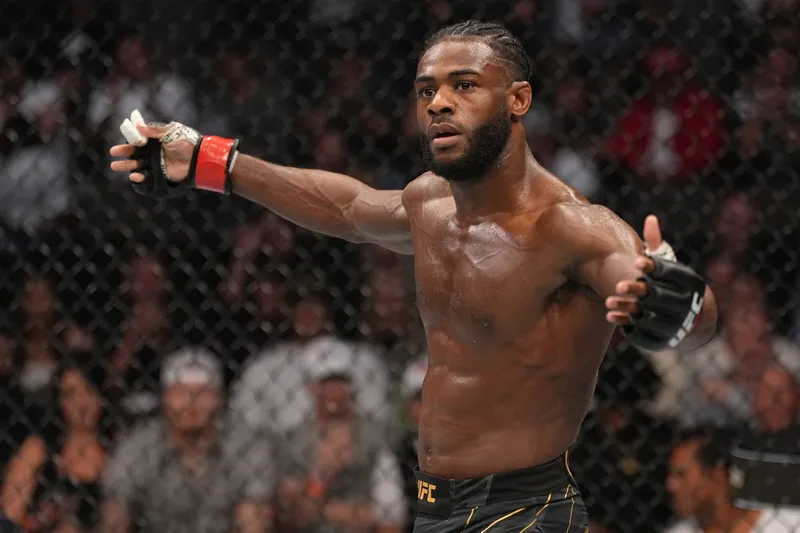 Aljamain Sterling expresa su confusión por estar en las preliminares de UFC 310: 