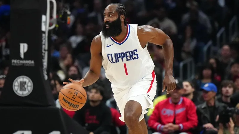 Apuestas y Predicciones para el Partido Lakers vs. Clippers: Cuotas, Pronóstico de Puntuación y Mejores Apuestas para el 4 de Febrero de 2025