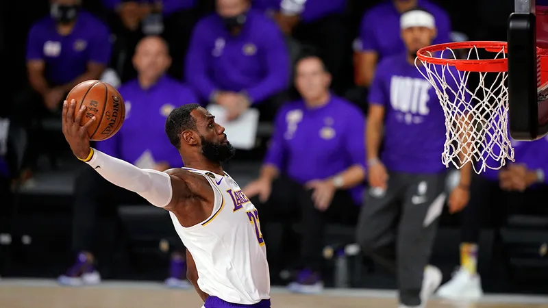 Los Lakers pierden su primer partido de la NBA Cup y ponen en riesgo su oportunidad de repetir como campeones