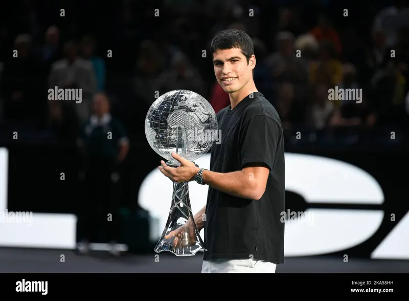 Alcaraz critica lo 'loco' de los organizadores del Masters de París tras su eliminación