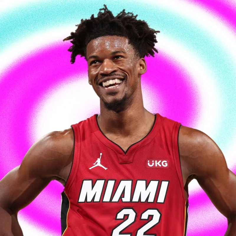 Jimmy Butler sufre lesión en el tobillo izquierdo y luego es descartado por enfermedad