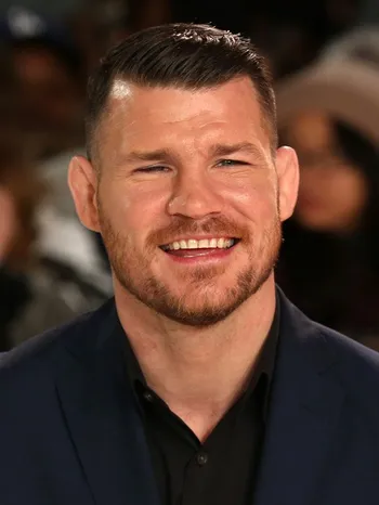 "Por qué Michael Bisping recomienda a Michael Page que se mantenga en peso medio tras UFC Arabia Saudita"