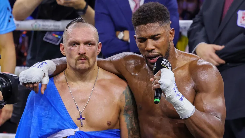 Anthony Joshua podría verse obligado a pelear contra Tyson Fury por problemas de lesiones