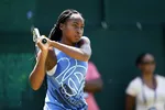 El Hermano Multideportivo de Coco Gauff, Cameroon, Recibe Elogios de su Madre Candi al Iniciar en el Tenis