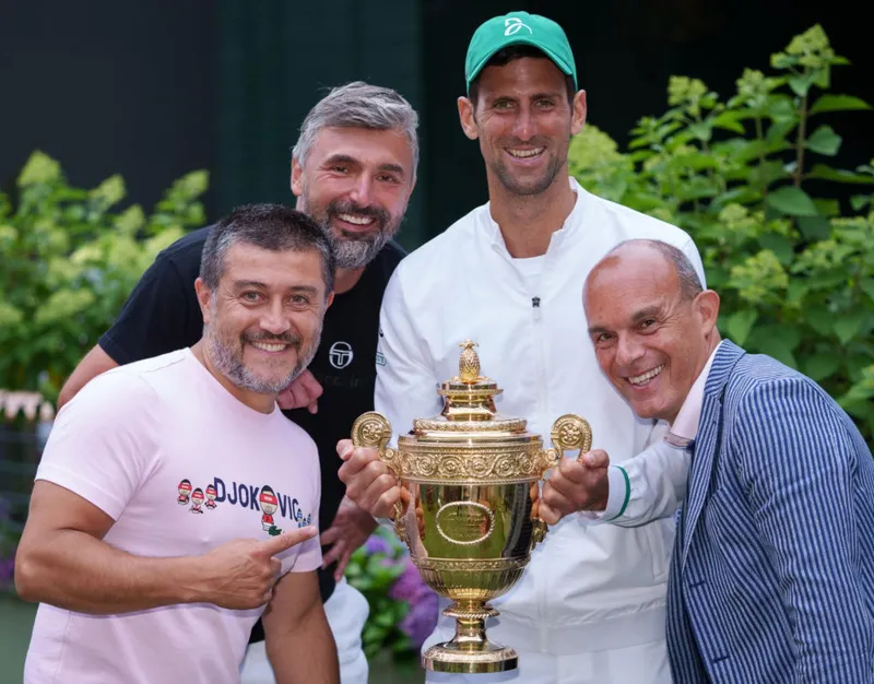 Novak Djokovic opina sobre las acciones controvertidas de Danielle Collins hacia el público del Abierto de Australia