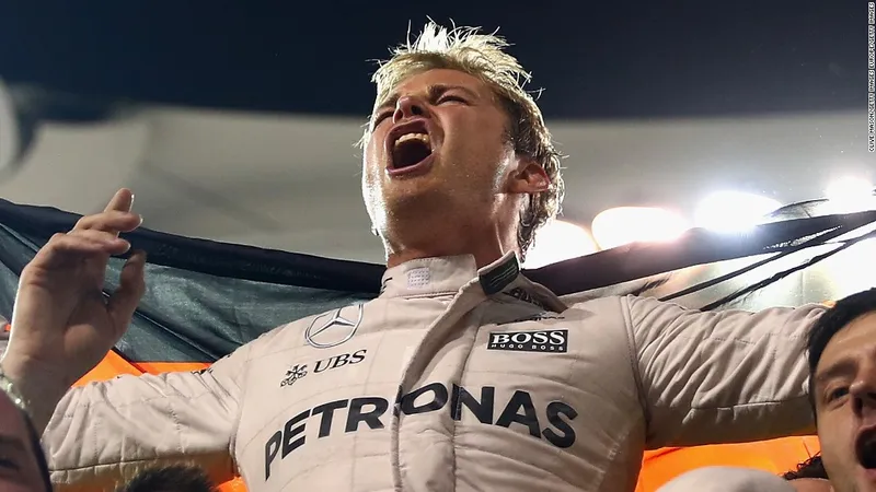 Lo que Nico Rosberg escuchó de sus rivales sobre el desafiante de McLaren en la F1