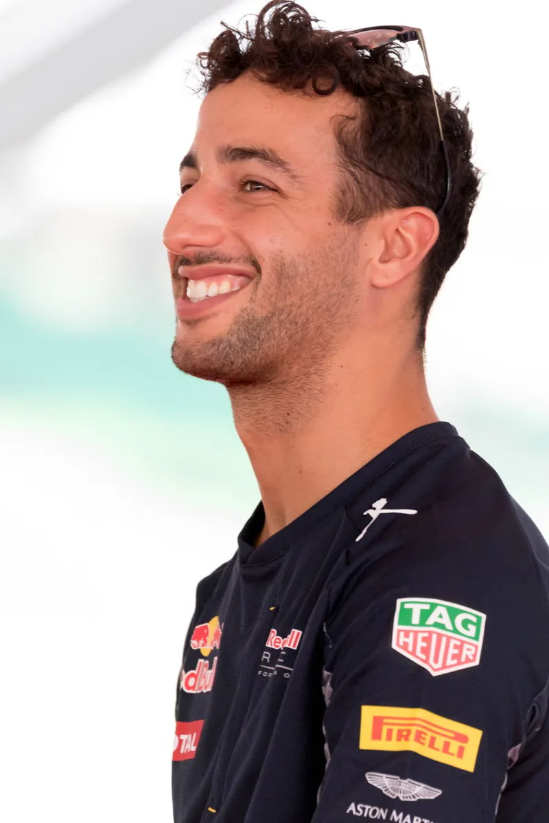 Ricciardo provoca FURIA tras anuncio controvertido