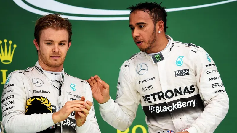 Nico Rosberg critica a Lewis Hamilton por su mensaje de salida de Mercedes: 