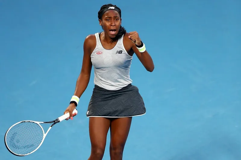 Australian Open 2025: El Impactante Kit de Coco Gauff de New Balance que Revoluciona la Moda en el Tenis