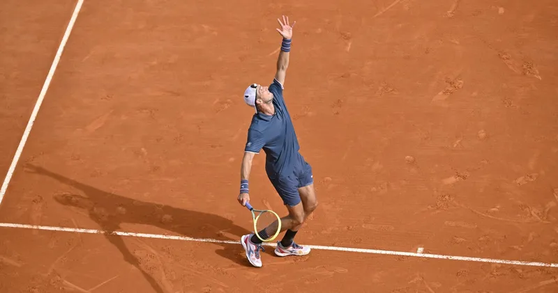 Struff vence a Bublik en la Gran Final del UTS con gran estilo