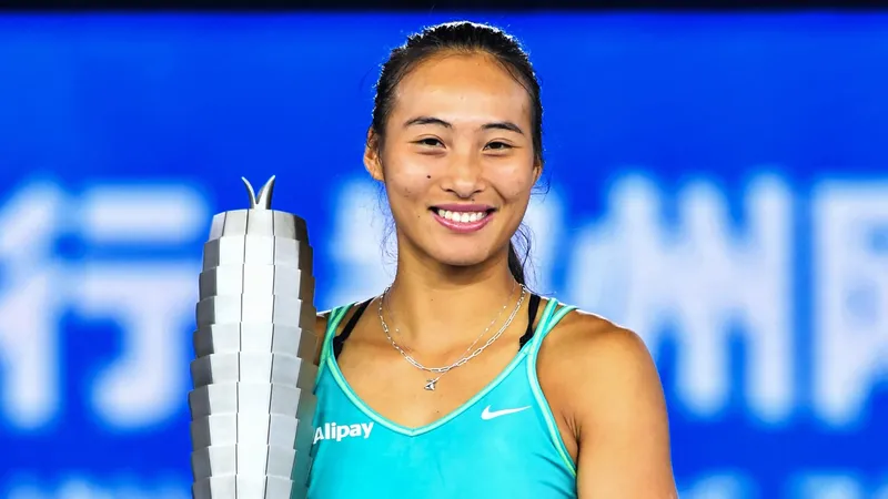 Qinwen Zheng se pregunta si realmente tiene amigos en el circuito de la WTA