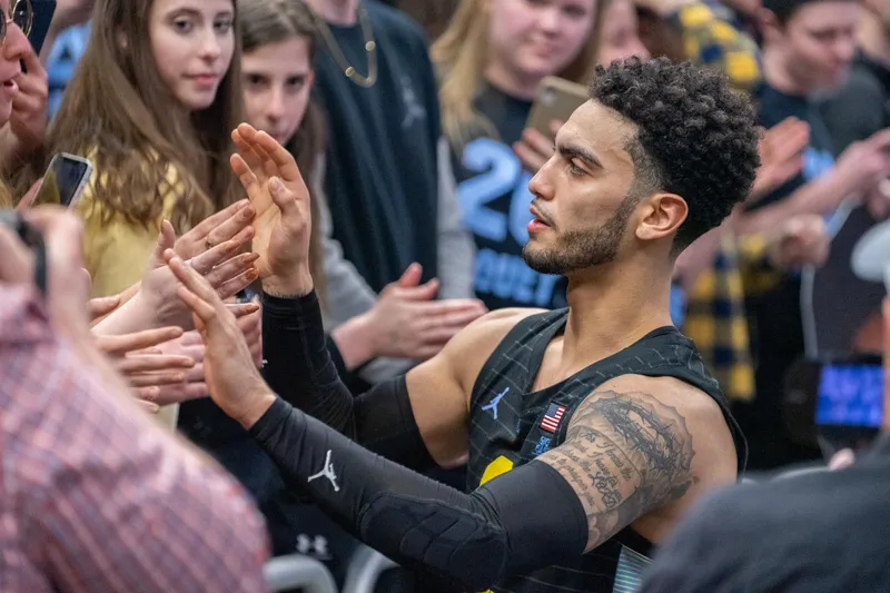 El regreso a su mejor forma de Markus Howard impulsa al Baskonia en la EuroLeague