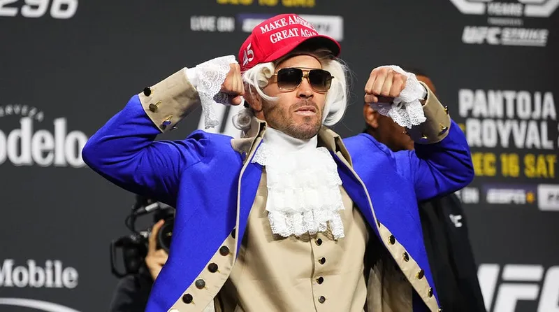 Colby Covington besa la cadena de Donald Trump en su llegada incómoda a UFC Tampa